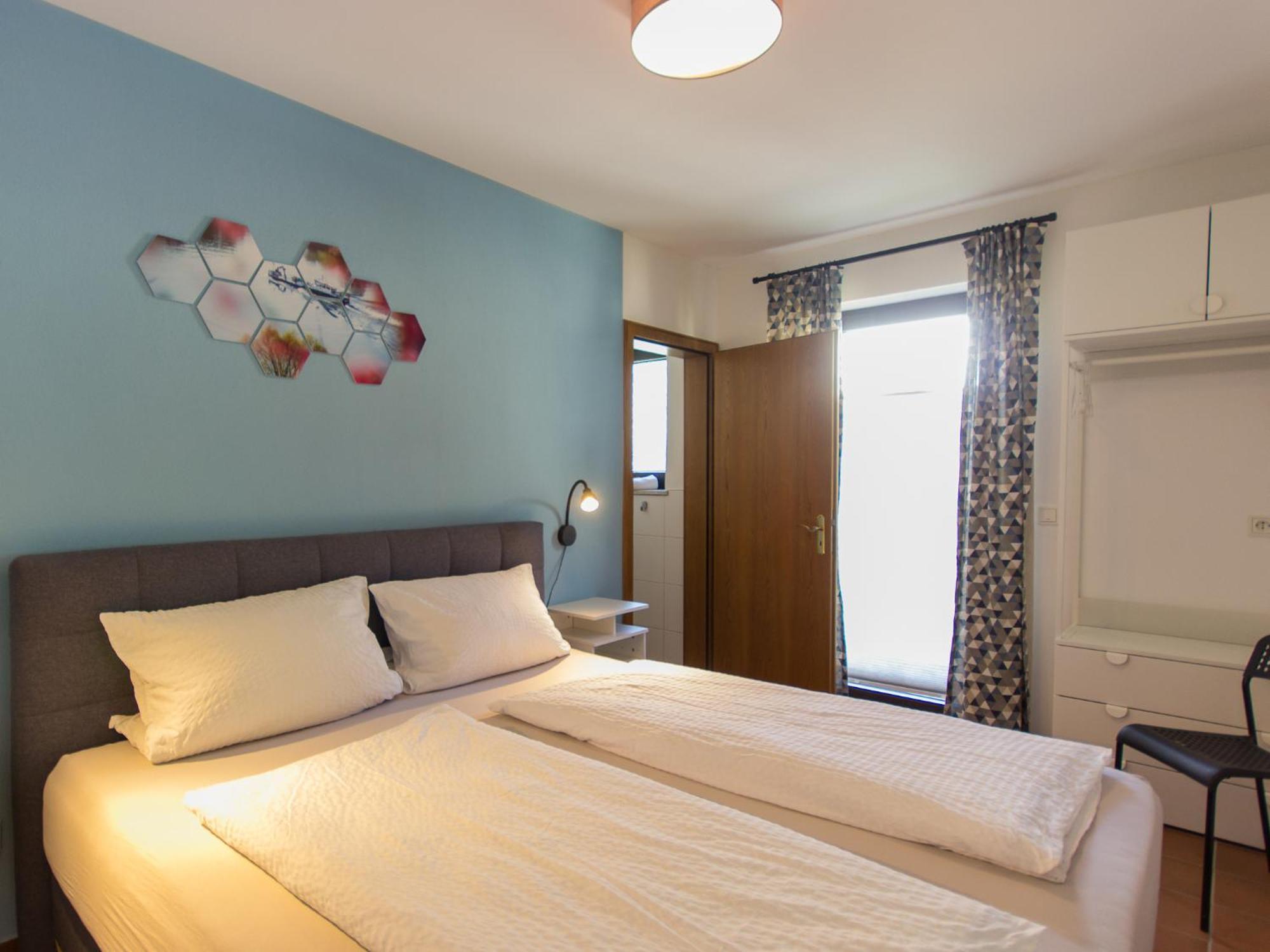 Ferienhaus Schwaab-Scherr, Genau Zwischen Bernkastel-Kues Und Traben-Trarbach, Mit Kostenlosem Oepnv-Ticket Fuer Bus Und Bahn, Parkplaetzen Und Fahrradgarage Erden المظهر الخارجي الصورة